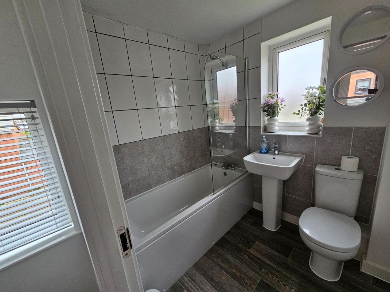 Modern 3 Bedroom Town House Ipswich Exterior foto